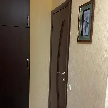 -біля вокзалу-недалеко від центру-городоцька 131 * إلفيف