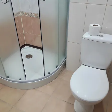 -біля вокзалу-недалеко від центру-городоцька 131 * Lvov