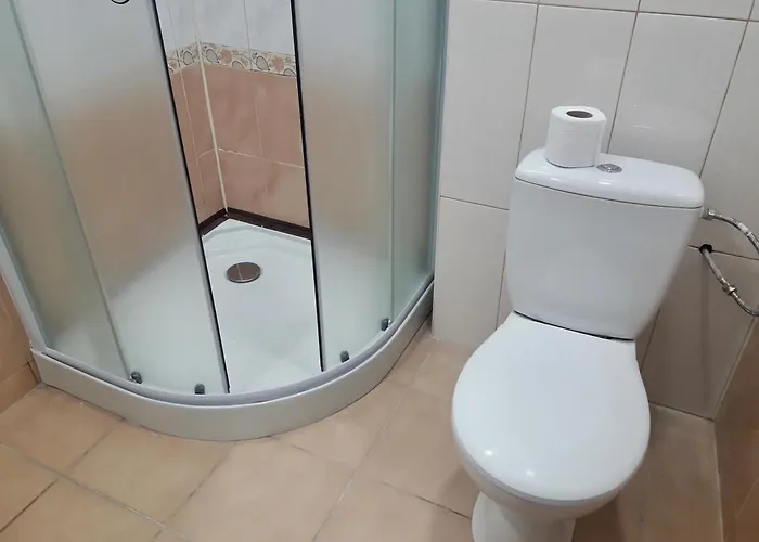 -біля вокзалу-недалеко від центру-городоцька 131 * Lvov